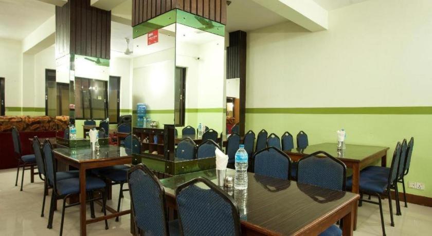 Oyo 381 Pashupati Plaza Kathmandu