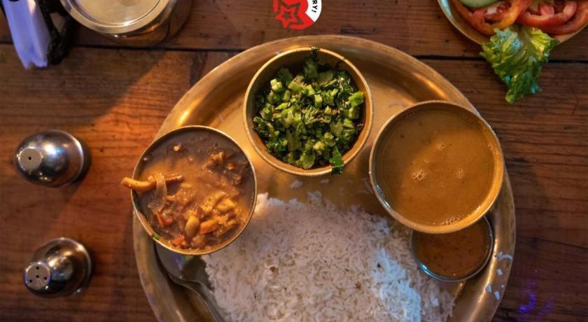 होटल Oyo 381 Pashupati Plaza Kathmandu